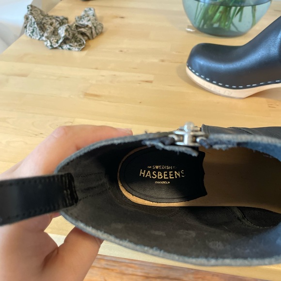 SWEDISH HASBEENS Zip It Emy Clog Bootie SIZE 38 Black Leather - Picture 4 of 8